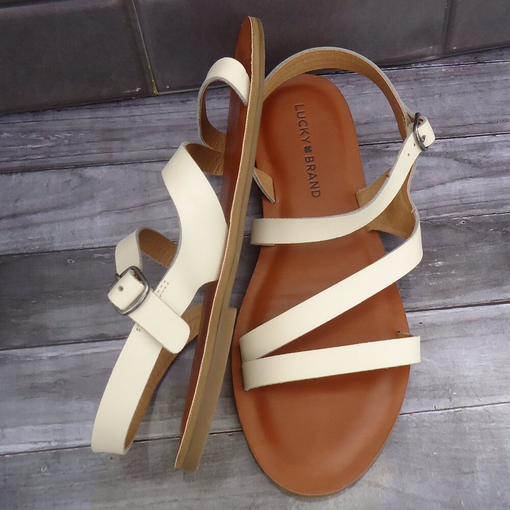 SIZE 8. LUCKY BRAND leather strappy sandals.